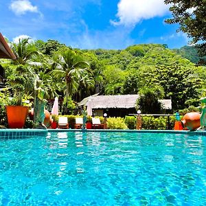 Boomerang Village Resort Kata
